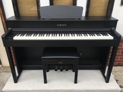 yamaha_clp-535b_1